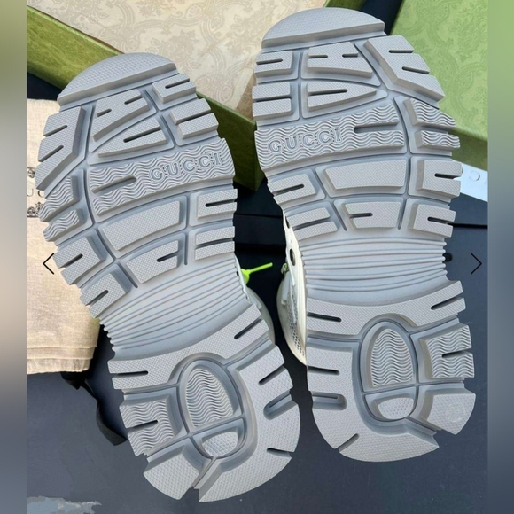 Nwb. Gucci lace up ankle boots,cream/light grey/off white,leather, fabric,rubber - Picture 4 of 10